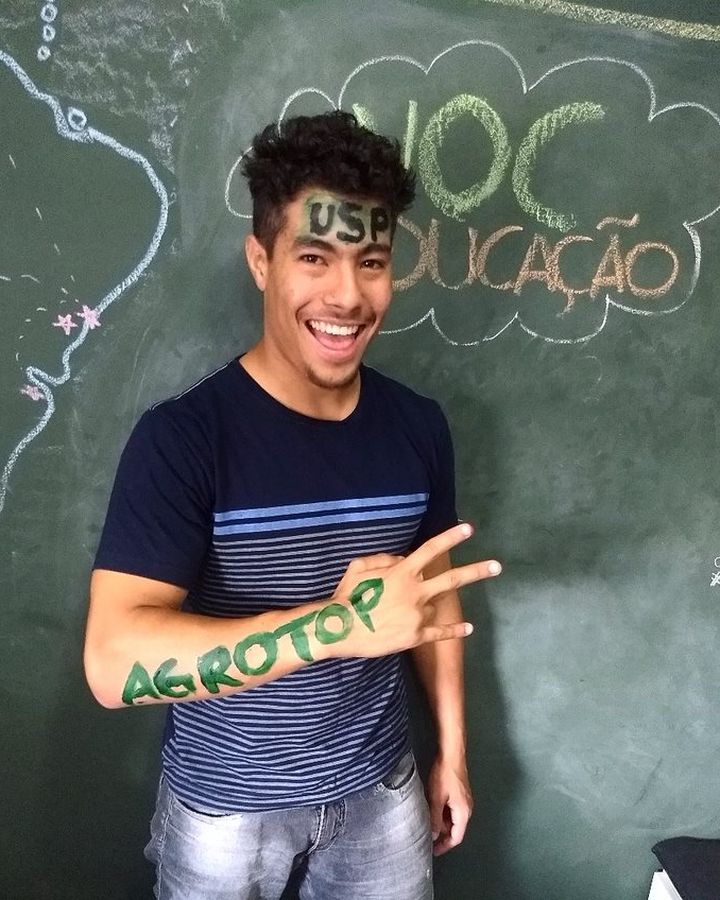Aluno aprovado em USP, UNESP e UFABC